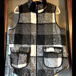 Black & white fleece vest